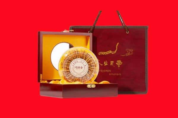 收购资讯:红河州绿春回收冬虫夏草是按克吗
